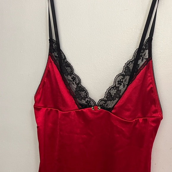 Cute Red Cami/Mini Dress w/ Red Rose - Picture 6 of 6